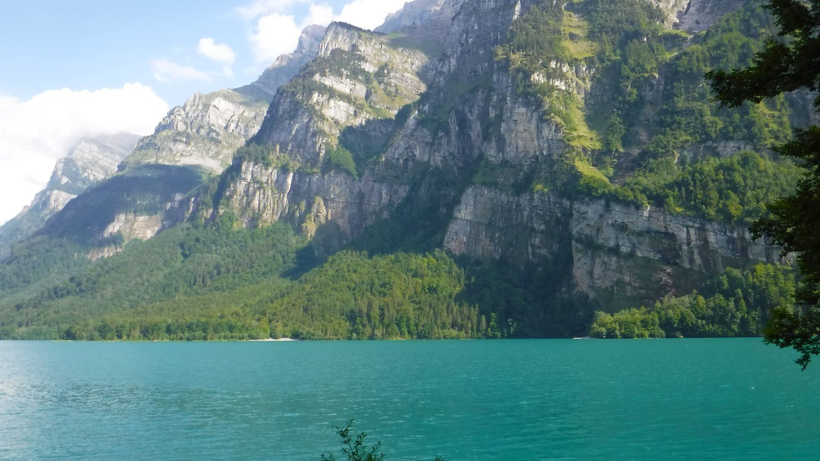 Meredek sziklafalak - Sváji kerékpártúra